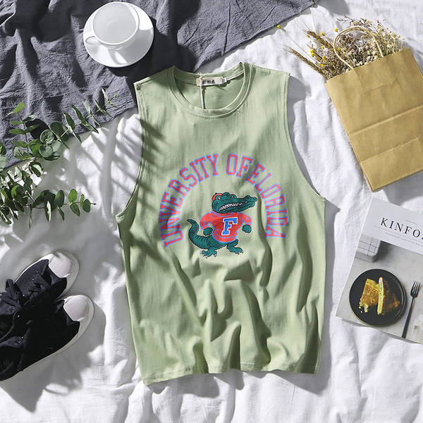 Férfi felső, fehér és zöld színben, rátéttel