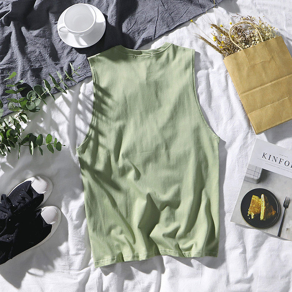 Férfi felső, fehér és zöld színben, rátéttel