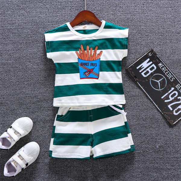Sport csíkos szett mintával fiúknak
