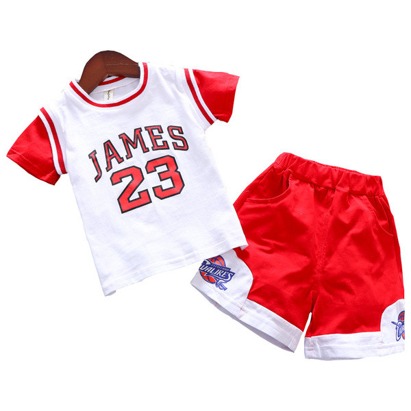 Παιδικό σετ αθλημάτων σε λευκό και κόκκινο για αγόρια