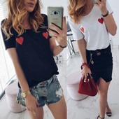 Alkalmi női póló, fehér és fekete rátéttel