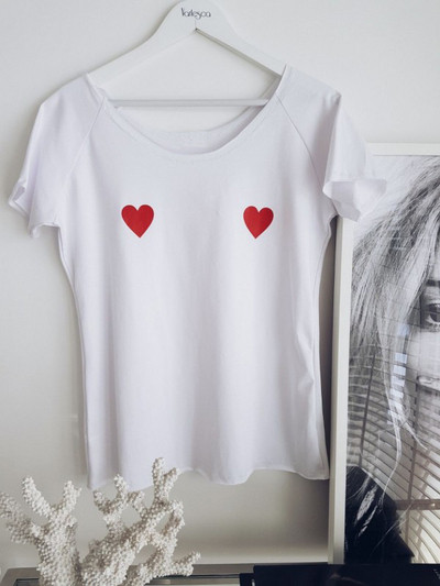 Alkalmi női póló, fehér és fekete rátéttel