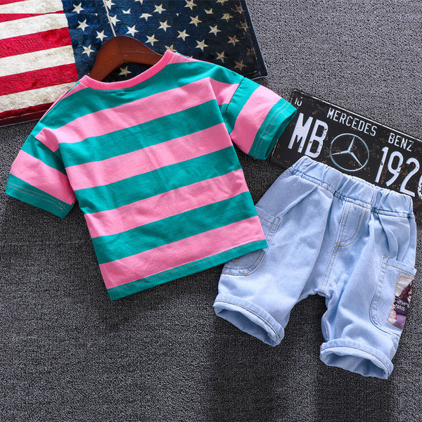 Két részből álló gyerek szett fiú farmerhez és blúzhoz