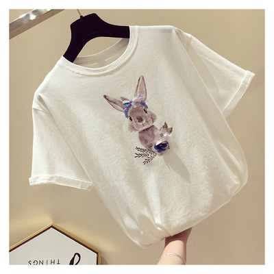 Μοντέρνα γυναικεία μπλούζα με εφαρμογές και τρισδιάστατο στοιχείο σε διάφορα χρώματα