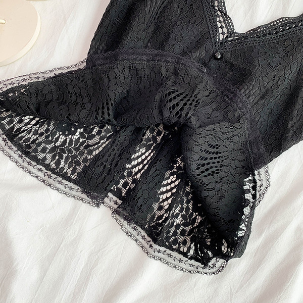 Alkalmi női felső csipkével, fehér és fekete színben