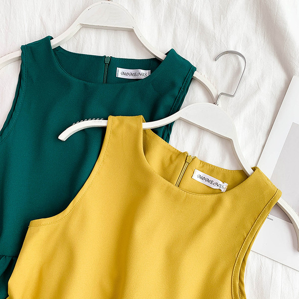 Női felső cipzárral a hátán, többféle színben