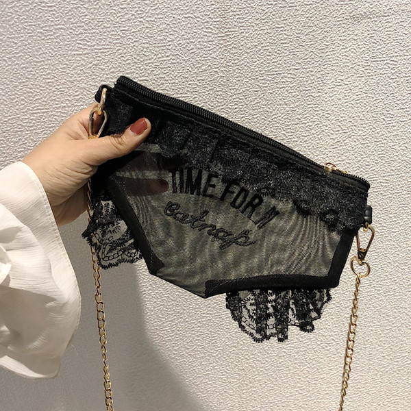 Modern női táska 3D elemekkel és hímzéssel három színben