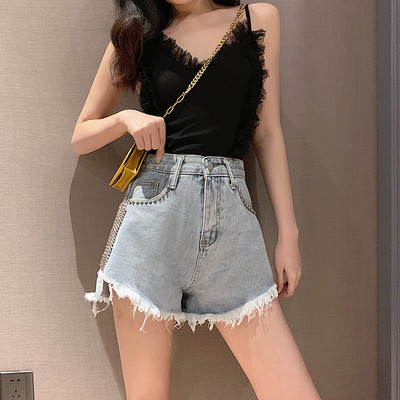 Модерни къси дънкови панталони с висока талия и перли