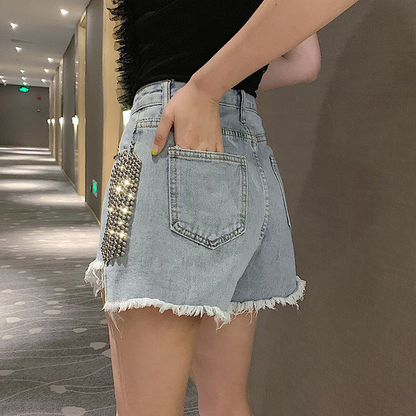 Модерни къси дънкови панталони с висока талия и перли 