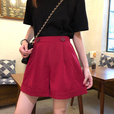 Stílusos női rövidnadrág széles modell két színben