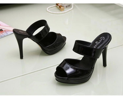 Aktuális női magas sarkú papucs arany, ezüst és fekete színben