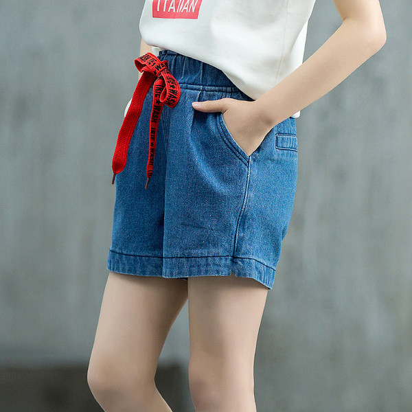 Modern, rövid gyerek farmer, nyakkendővel lányoknak