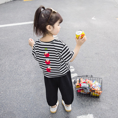 Παιδικό αθλητικό σετ σε δύο χρώματα για κορίτσια