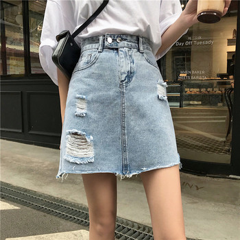 Aktuális női farmerszoknya magas derékkal, világos színben