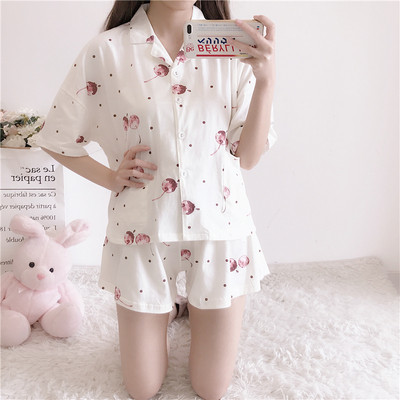 Γυναικεία πιτζάμα  σε σε λευκό  χρώμα