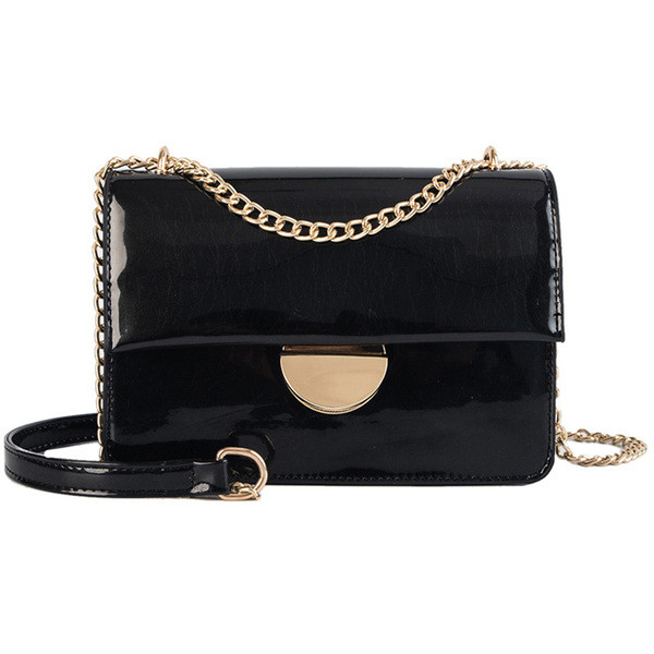 Stílusos lakkbőr kézitáska hat színben fém csattal és fém lánccal