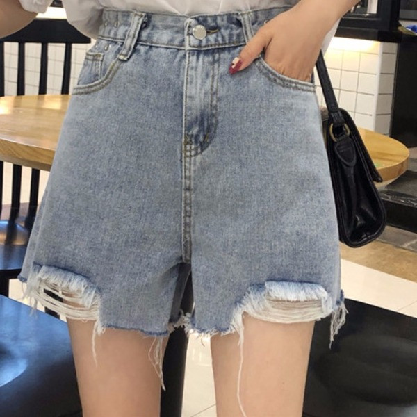 Ежедневни къси дънкови панталони с висока талия и скъсани мотиви