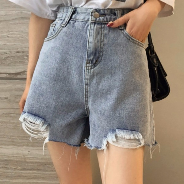 Ежедневни къси дънкови панталони с висока талия и скъсани мотиви