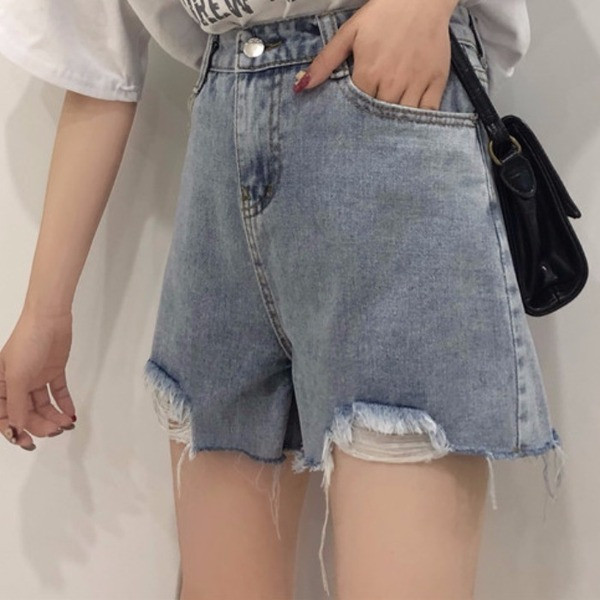 Ежедневни къси дънкови панталони с висока талия и скъсани мотиви