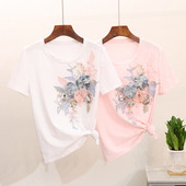 Γυναικεία μπλούζα με 3D λουλούδια σε λευκό και ροζ