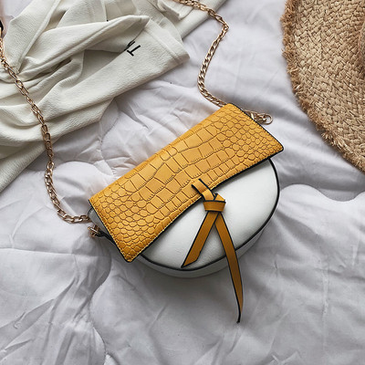 Μοντέρνα γυναικεία εκό δερμάτινη τσάντα σε τέσσερα χρώματα με αλυσίδα