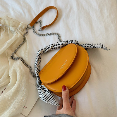 Κομψή έκο δερμάτινη τσάντα  σε πέντε χρώματα με κοντή και μεγάλη μεταλλική λαβή