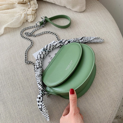 Κομψή έκο δερμάτινη τσάντα  σε πέντε χρώματα με κοντή και μεγάλη μεταλλική λαβή