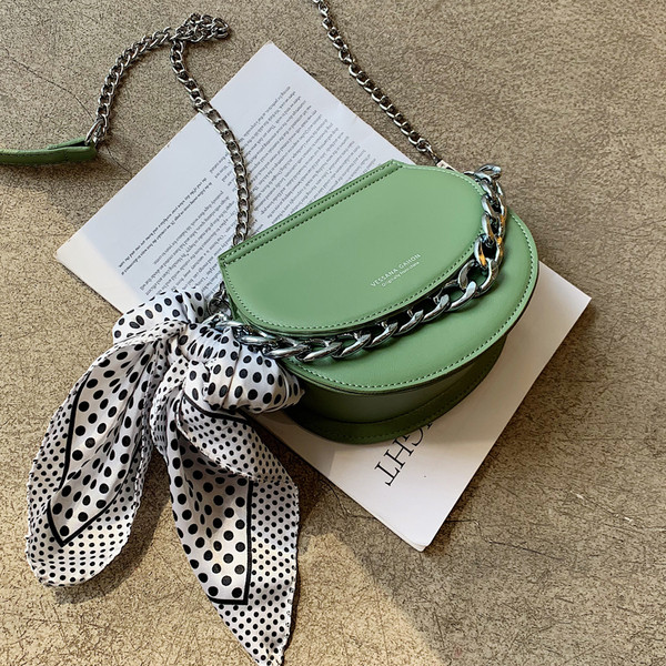 Κομψή έκο δερμάτινη τσάντα  σε πέντε χρώματα με κοντή και μεγάλη μεταλλική λαβή