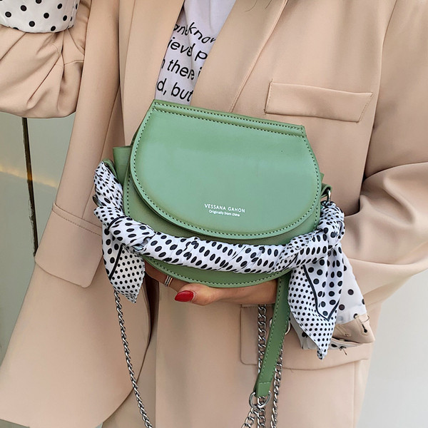 Κομψή έκο δερμάτινη τσάντα  σε πέντε χρώματα με κοντή και μεγάλη μεταλλική λαβή