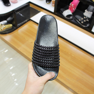 Papuci de dama actuali in patru culori