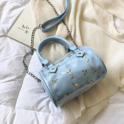 Ökológiai bőrből készült modern női táska öt színben hímzéssel és virágmotívumokkal, rövid és hosszú fogantyúval