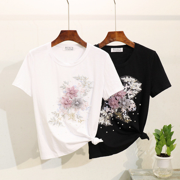 Γυναικεία μπλούζα με κεντήματα