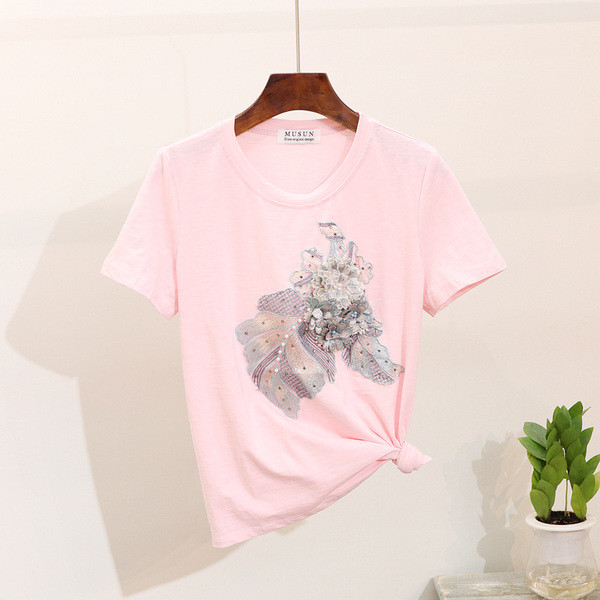 Modern női póló három színben hímzéssel