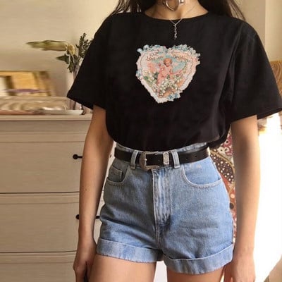 Női alkalmi póló színes nyomattal, fekete-fehérben