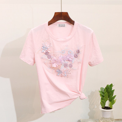 Γυναικεία μπλούζα με κέντημα και τρισδιάστατο στοιχείο