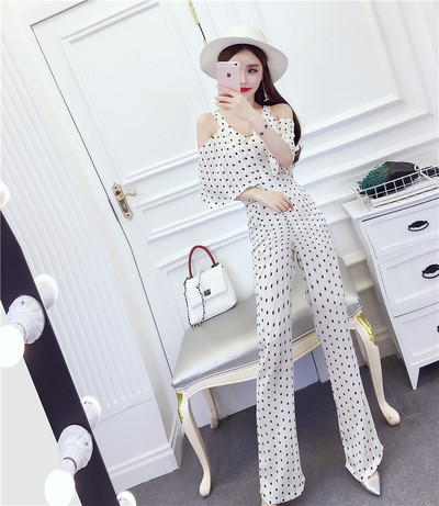 Modern hosszú női jumpsuit csupasz váll