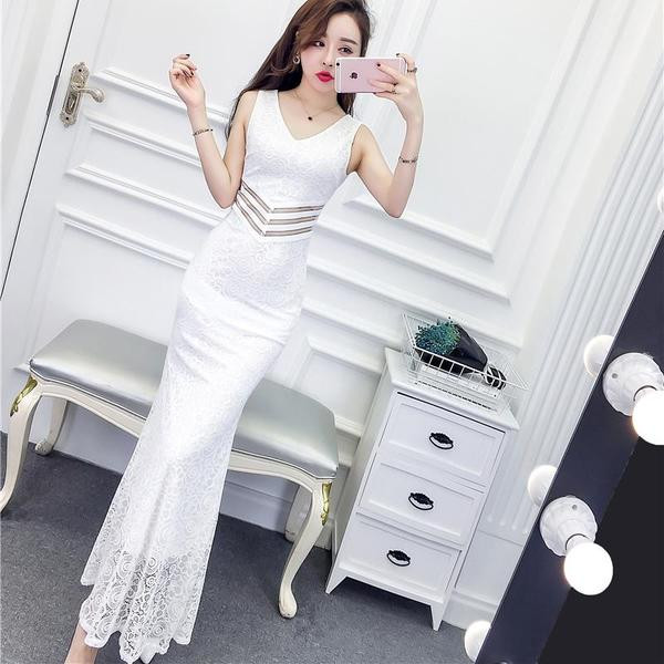 Κομψό μακρύ γυναικείο φόρεμα  σε τρία χρώματα με δαντέλα