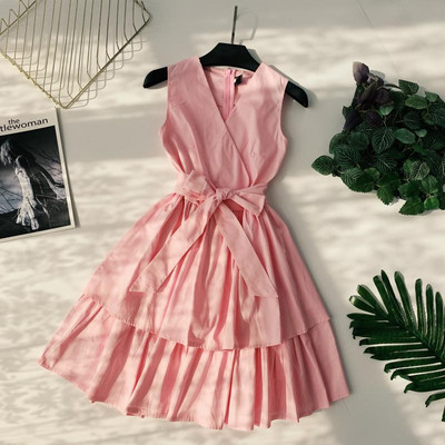 Modern női ruha V-nyakú, fűzős több színben