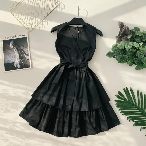 Modern női ruha V-nyakú, fűzős több színben