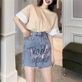 Μοντέρνα γυναικεία φούστα denim  με υψηλή μέση και επιγραφή