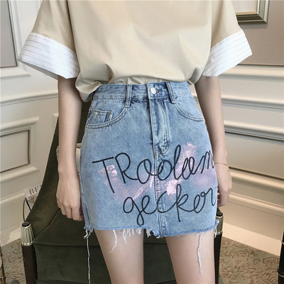 Μοντέρνα γυναικεία φούστα denim  με υψηλή μέση και επιγραφή