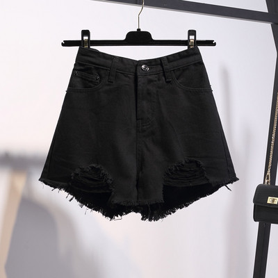 Καθημερινά γυναικεία σορτςσε τρία χρώματα της μέσης