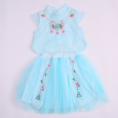 Stílusos gyerekszett kétrészes szoknyából és blúzból hímzéssel lányoknak