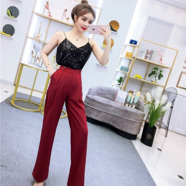 Stílusos női szett magas derekú nadrágból és felsőből vékony pántokkal, két színben