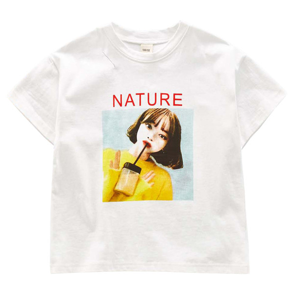 Gyerek modern póló lányoknak fehér színben, változatos alkalmazásokkal