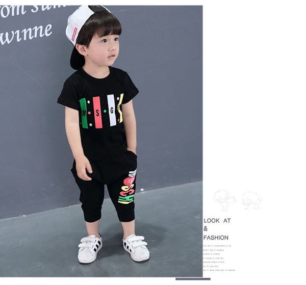 Ежедневен детски комплект за момчета в бял и черен цвят