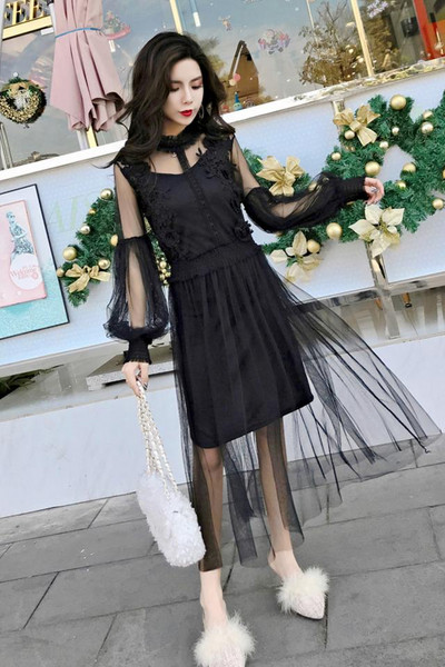 Σύγχρονο γυναικείο φόρεμα με τούλι και δαντέλα σε τρία χρώματα