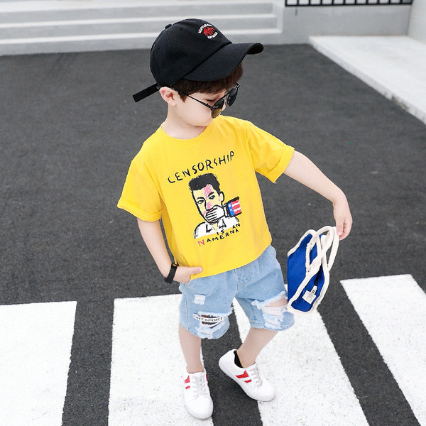 Napi gyerekkészlet fiúknak sárga és fehér színben