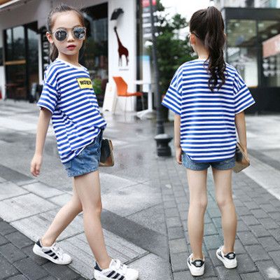 Παιδικό ριγέ μπλουζάκι σε δύο χρώματα με επιγραφή για κορίτσια