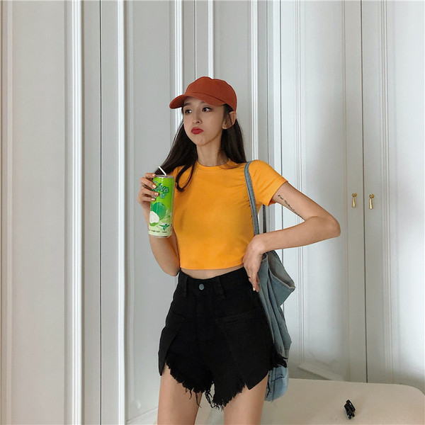 Καθημερινά γυναικεία σορτς  με τσέπες σε διάφορα χρώματα